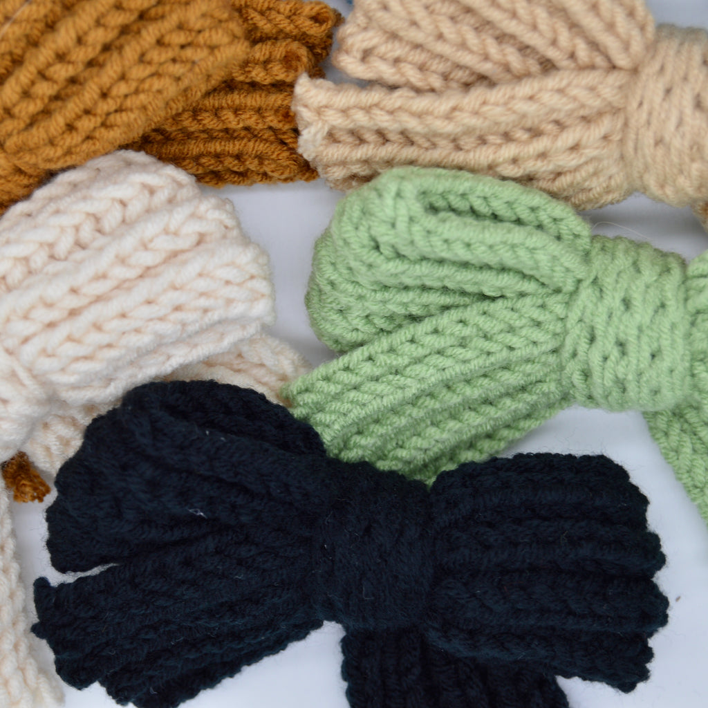 Knitted Sweater Bow Clips